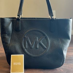 Michael Kors LG Tote Black Leather